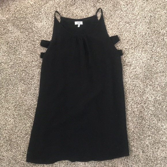 Tobi Black shift dress - Picture 1 of 3